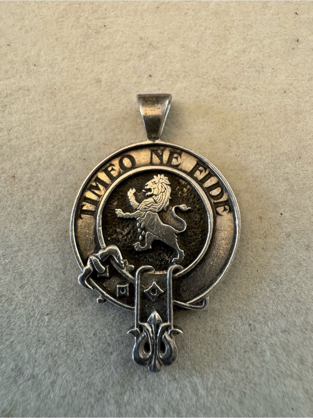 Sterling Silver Elmasis Scottish clan  Lion Crest Pendant in Silver vintage